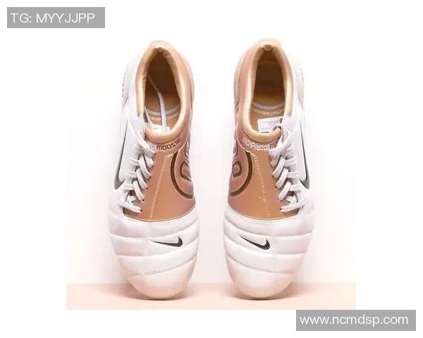 耐克足球购买指南如何选择适合自己的足球装备与鞋款