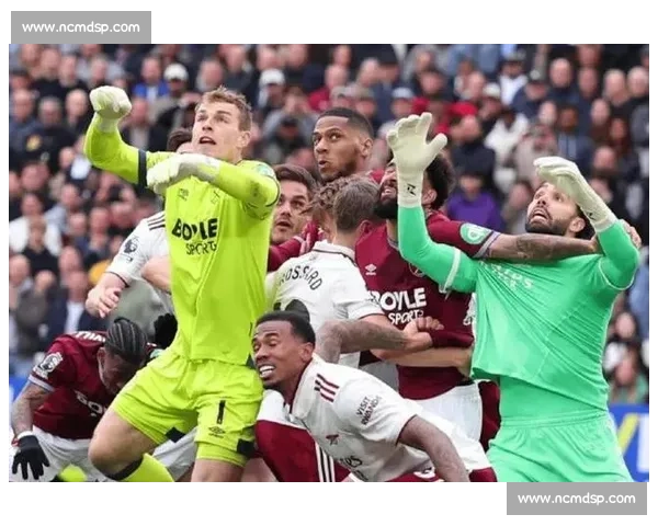 英超VAR判罚引发激烈讨论争议球迷舆论持续升温 英超VAR判罚引发激烈讨论争议球迷舆论持续升温